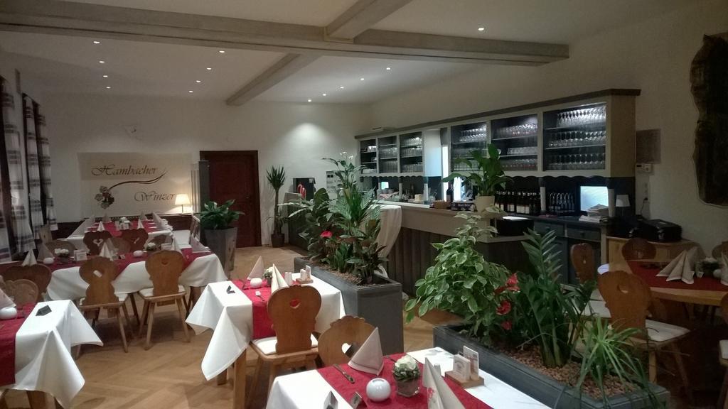 Hotel Restaurant Hambacher Winzer Neustadt an der Weinstrasse Exterior photo