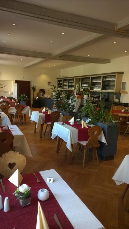 Hotel Restaurant Hambacher Winzer Neustadt an der Weinstrasse Exterior photo