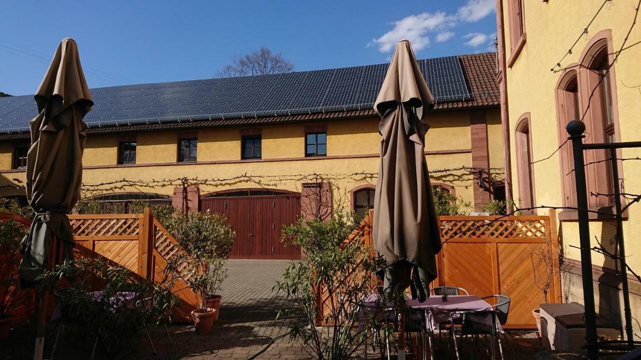 Hotel Restaurant Hambacher Winzer Neustadt an der Weinstrasse Exterior photo